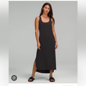 Lululemon open back midi dress in black